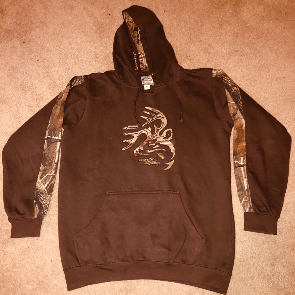 Legendary white tails hoodie xl